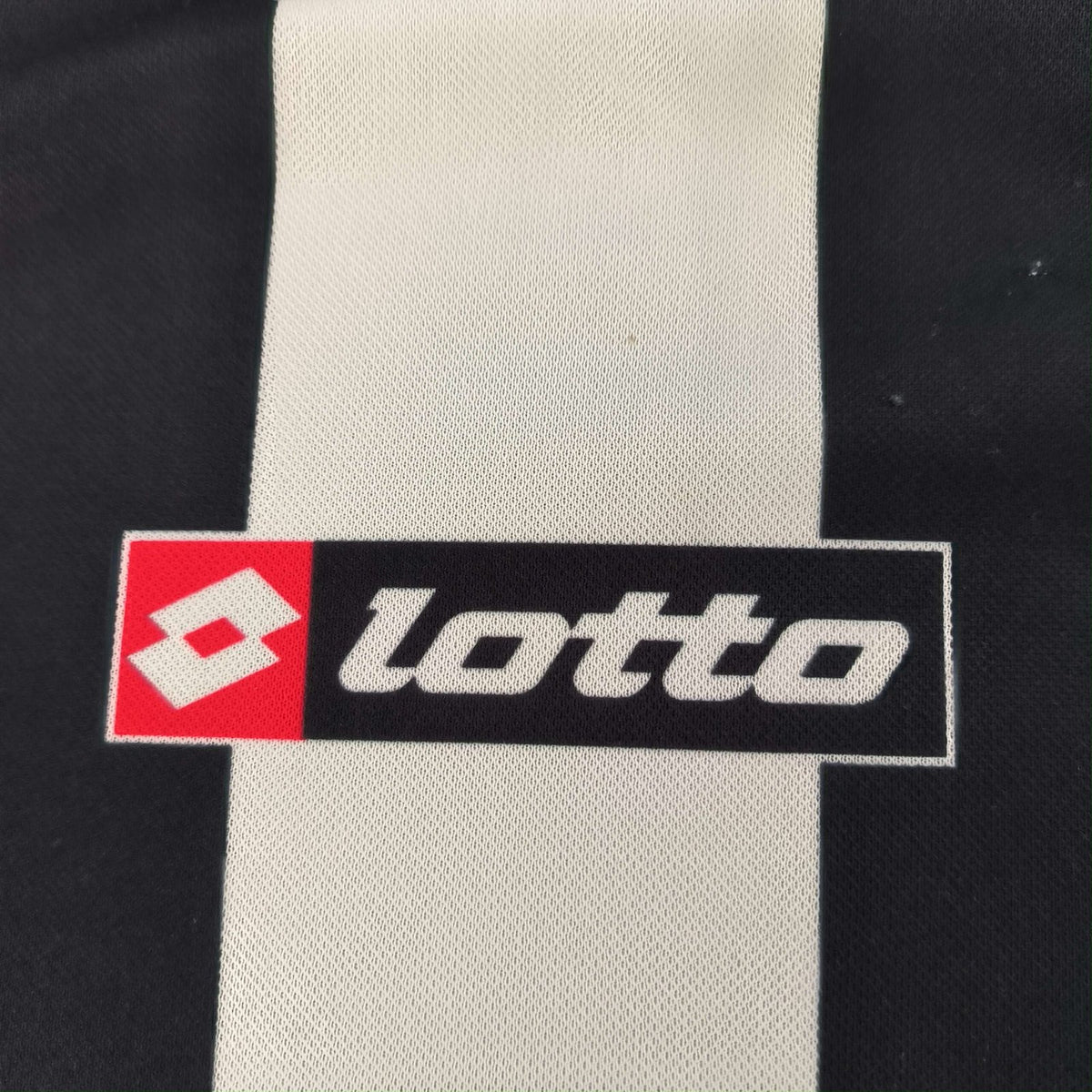 Juventus 2001-02 Lotto hazai foci mez XL-es