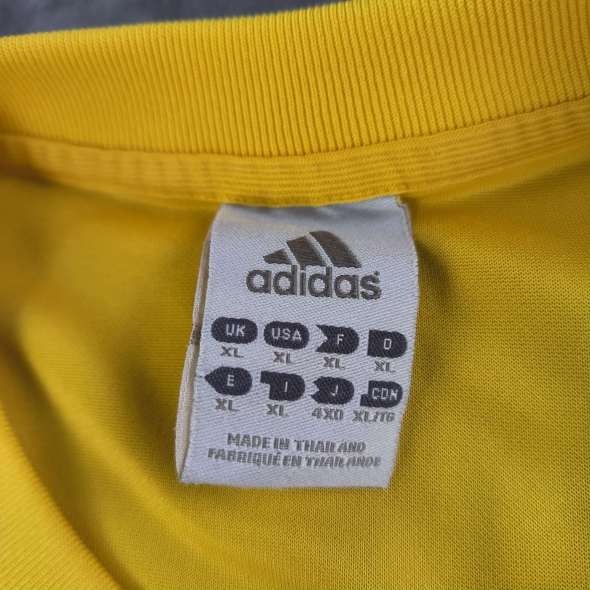 Felsina Perginese 2005-06 Adidas hazai #14 foci mez XL-es
