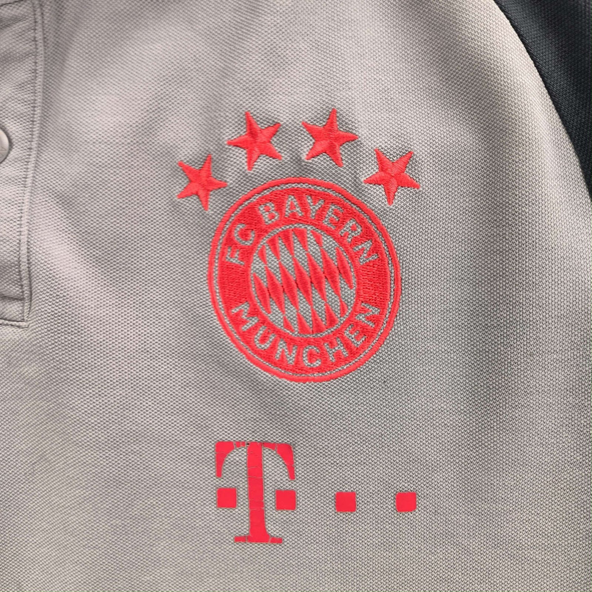 Bayern München 2020-21 Adidas training foci mez M-es