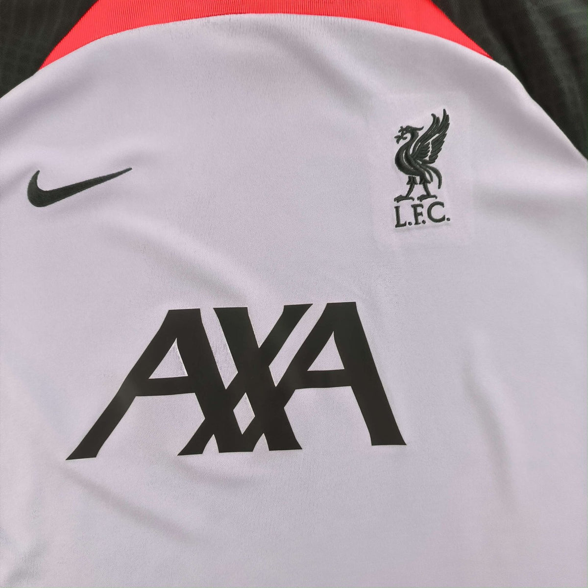 Liverpool 2022-23 Nike training football shirt size XL