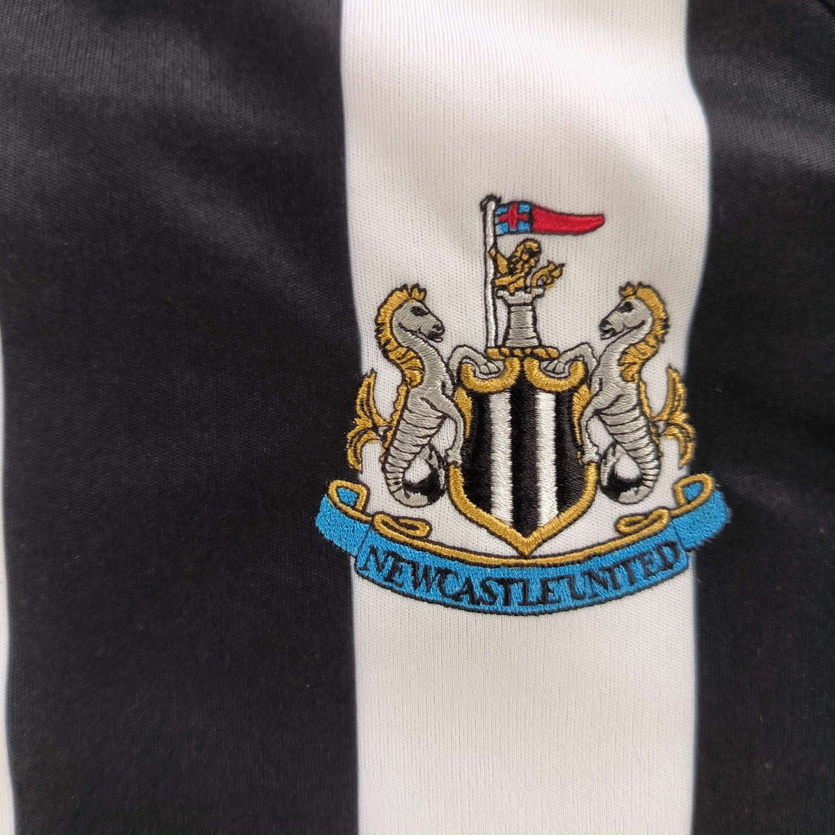 Newcastle United 2022-23 Castore home football shirt size L