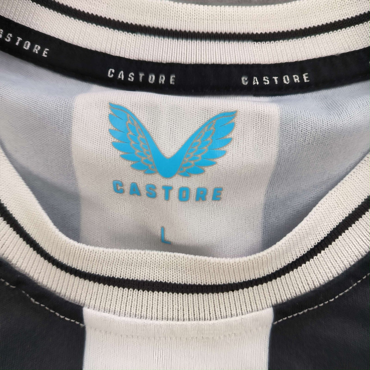 Newcastle United 2022-23 Castore home football shirt size L