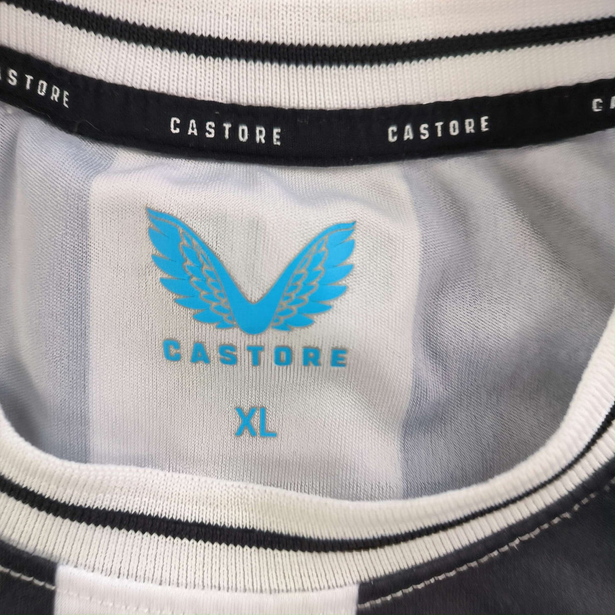 Newcastle United 2022-23 Castore home football shirt size XL