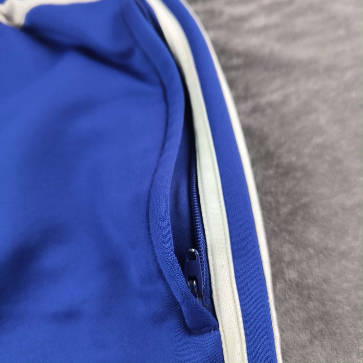 Chelsea 2015-16 Adidas shorts size M