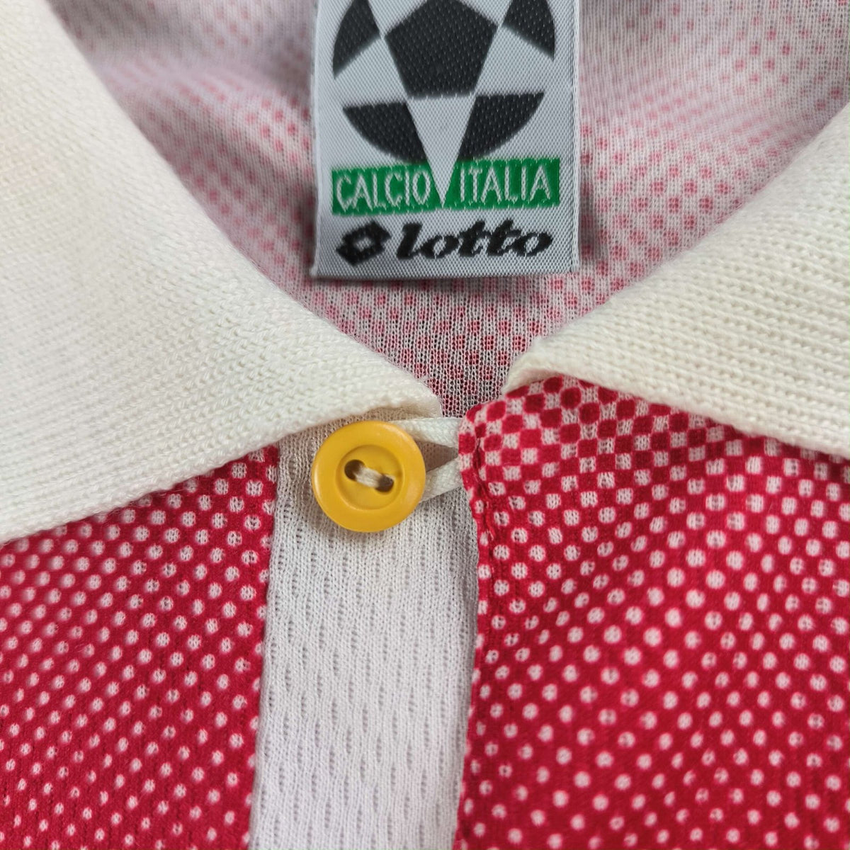 Switzerland 1996-98 Lotto home football shirt size L