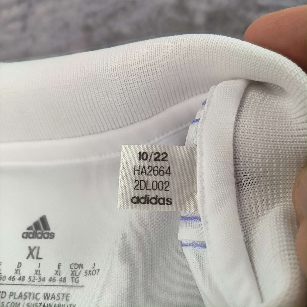 Real Madrid 2022-23 Adidas home football shirt size XL