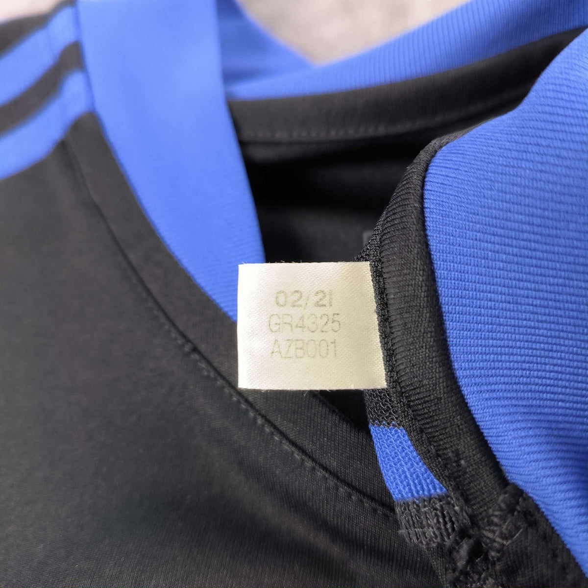 Real Madrid 2021-22 Adidas training foci mez női L-es