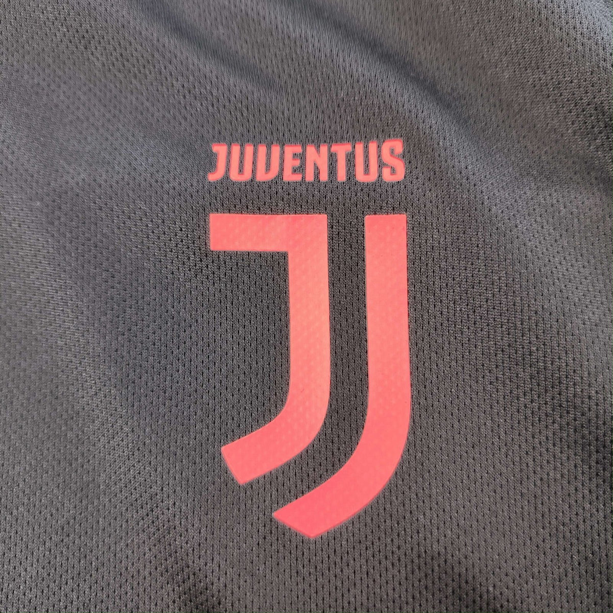 Juventus 2019-20 Adidas training foci mez XS-es