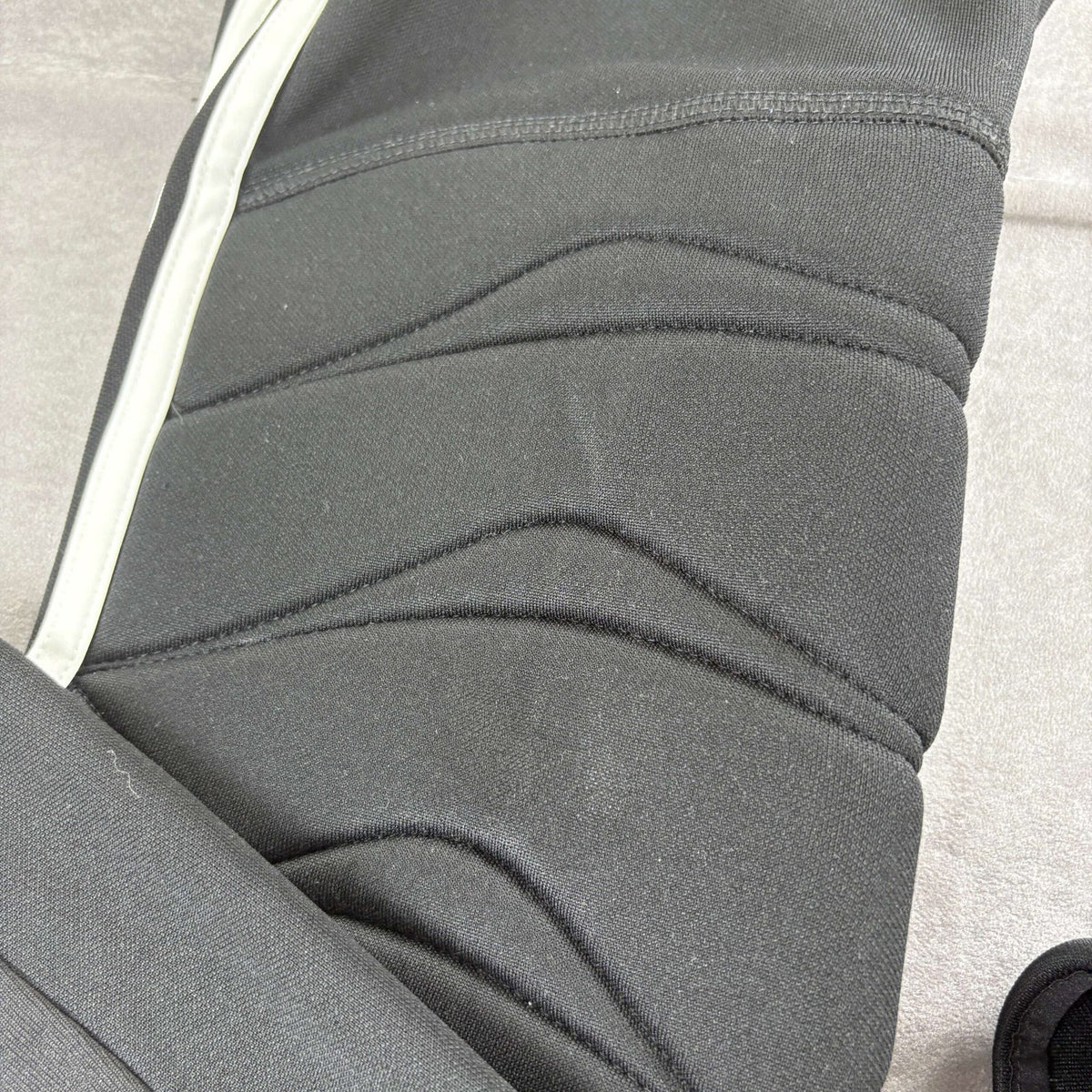 Adidas padded goalkeeper melegítő shorts size S