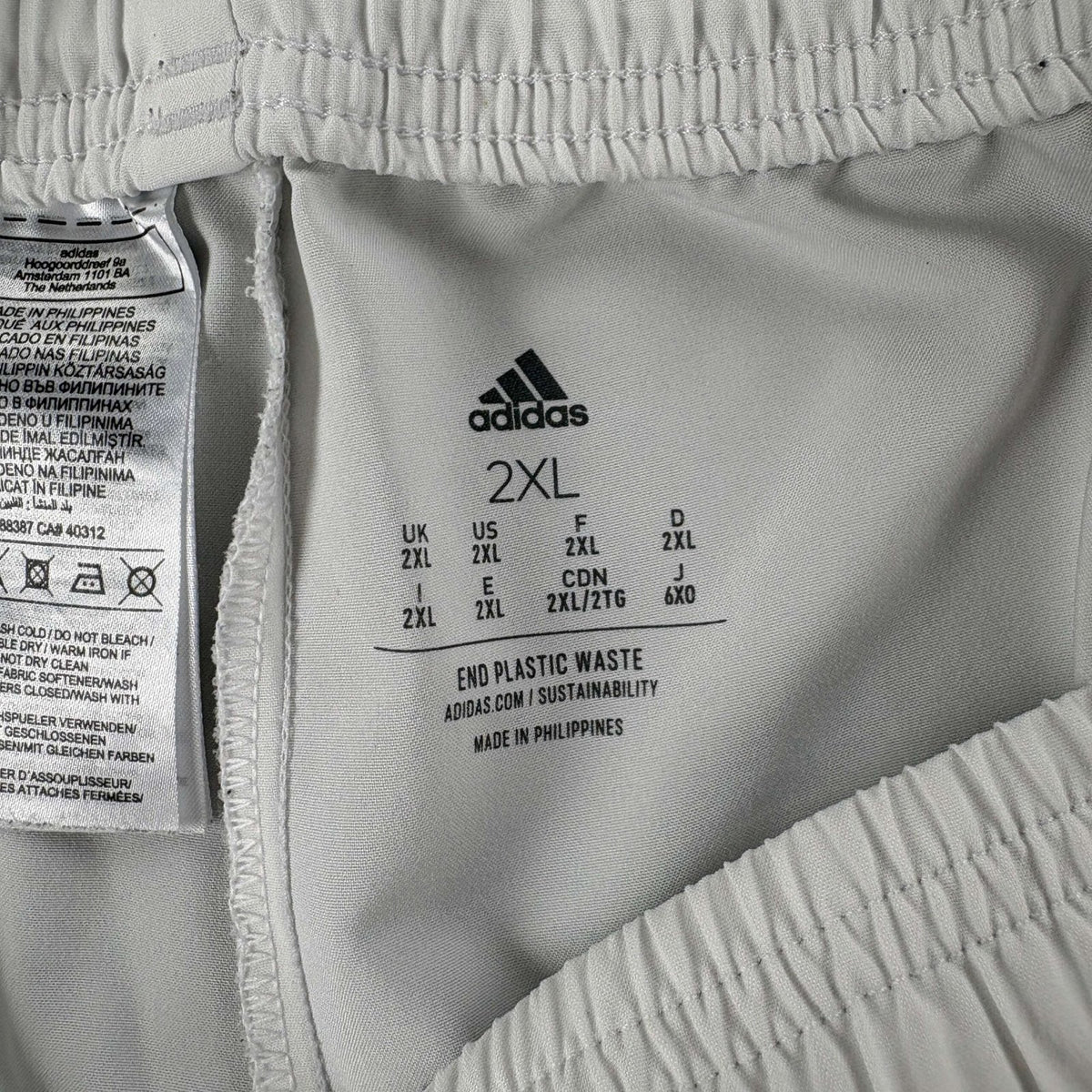 Real Madrid 2022 Adidas training shorts size XXL