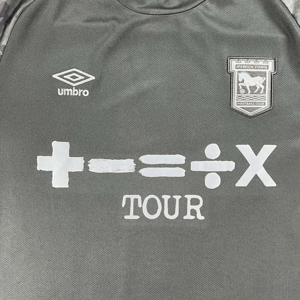 Ipswich Town 2022-23 Umbro third football shirt size XL