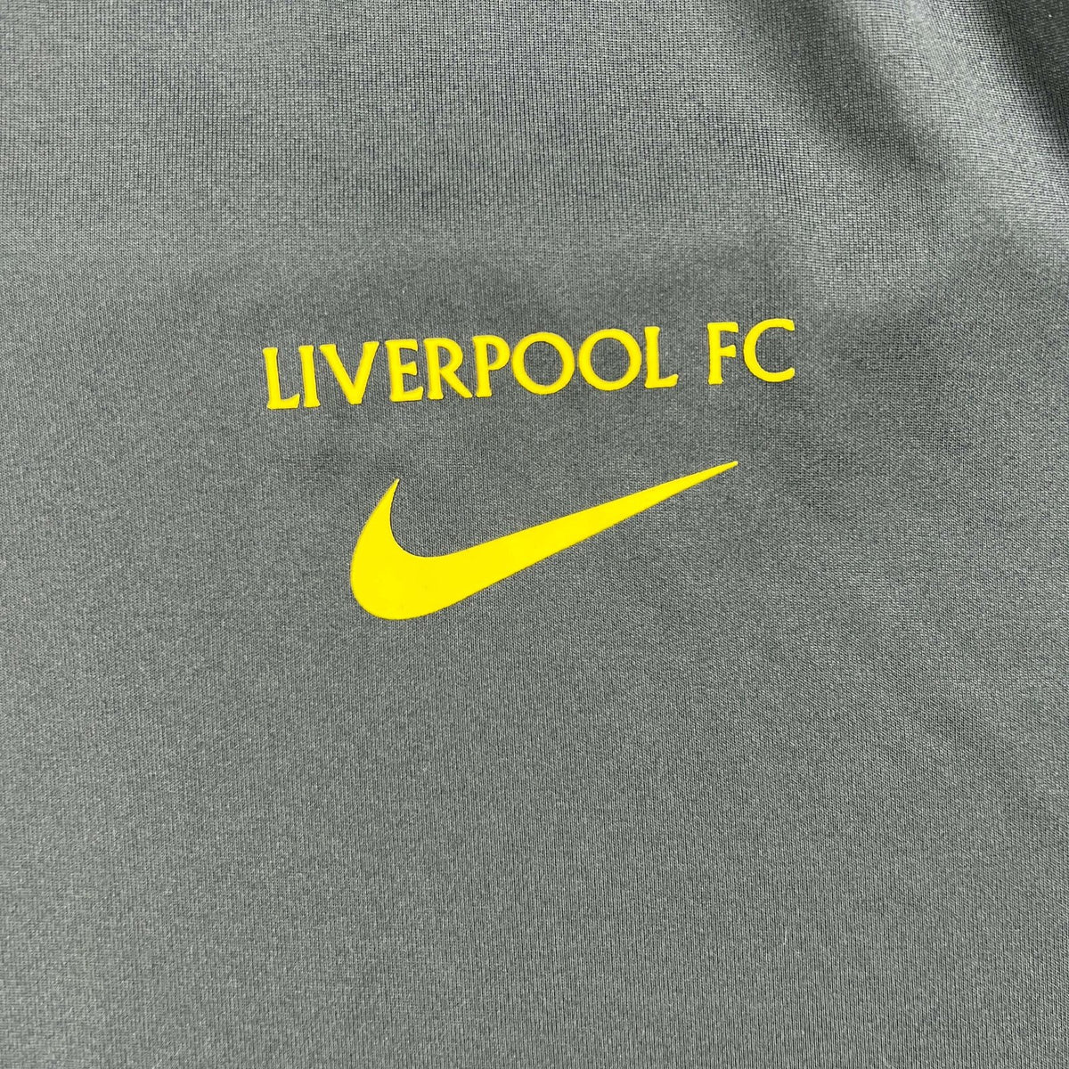 Liverpool 2024-25 Nike training football shirt size L