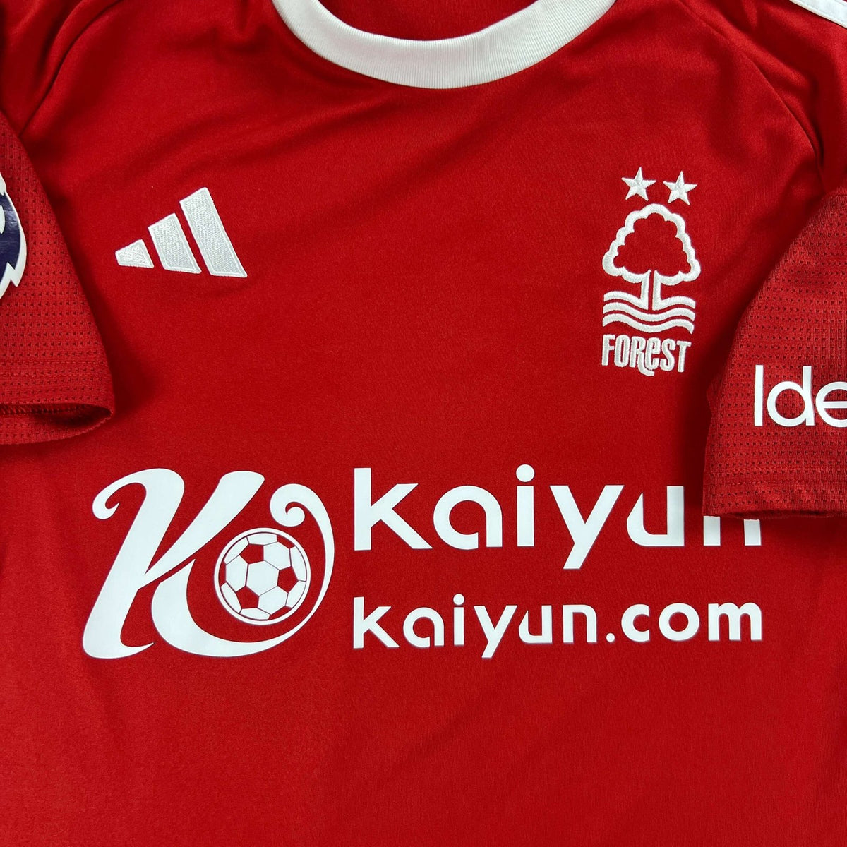 Nottingham Forest 2023-24 Adidas home football shirt size S