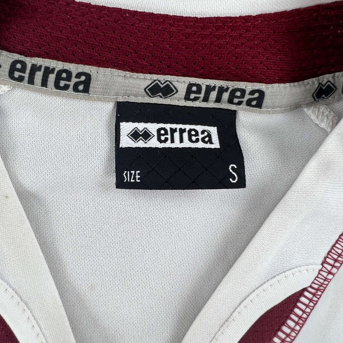 Vasas Errea hosszú ujjú foci mez S-es
