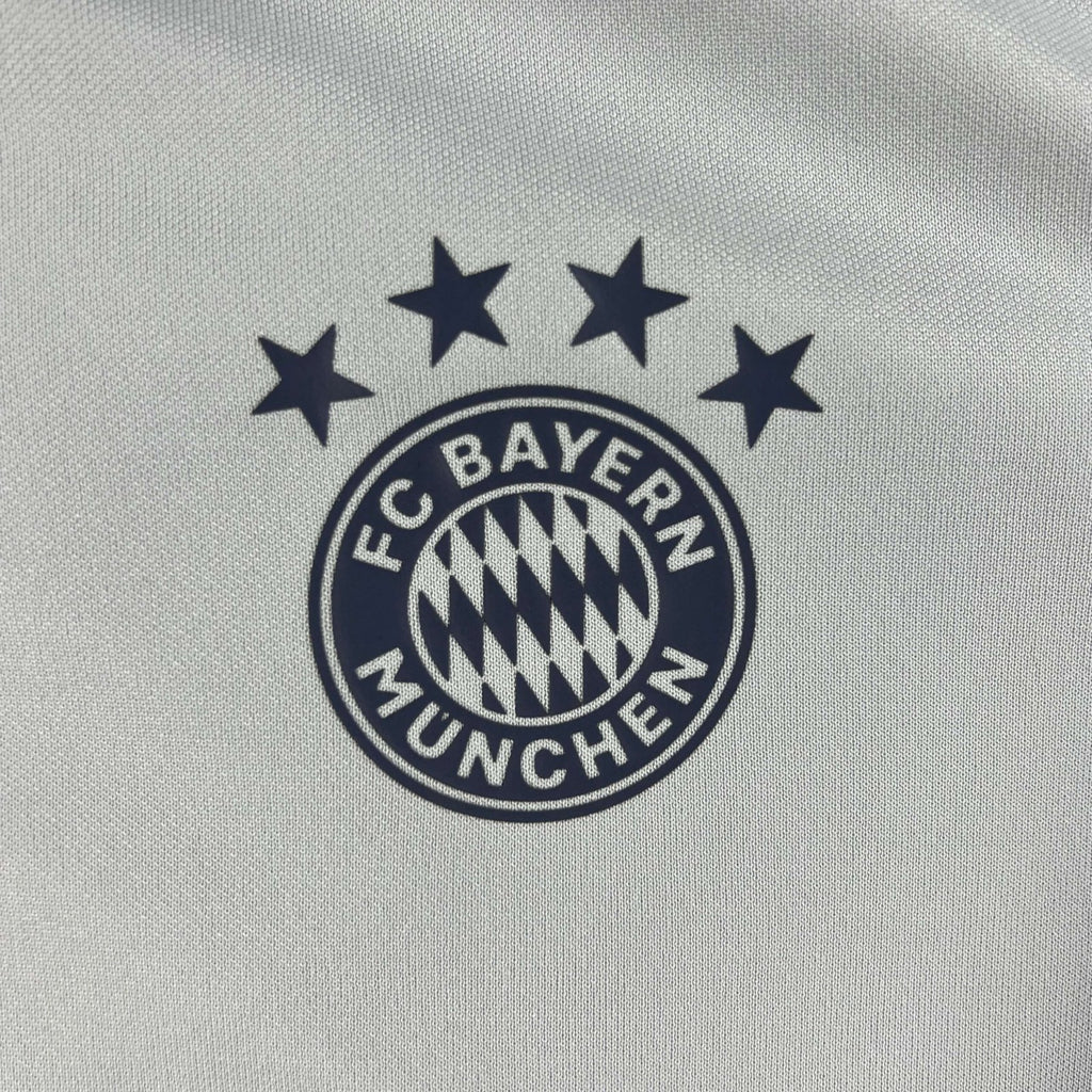 Bayern München 2019-20 Adidas training top size S