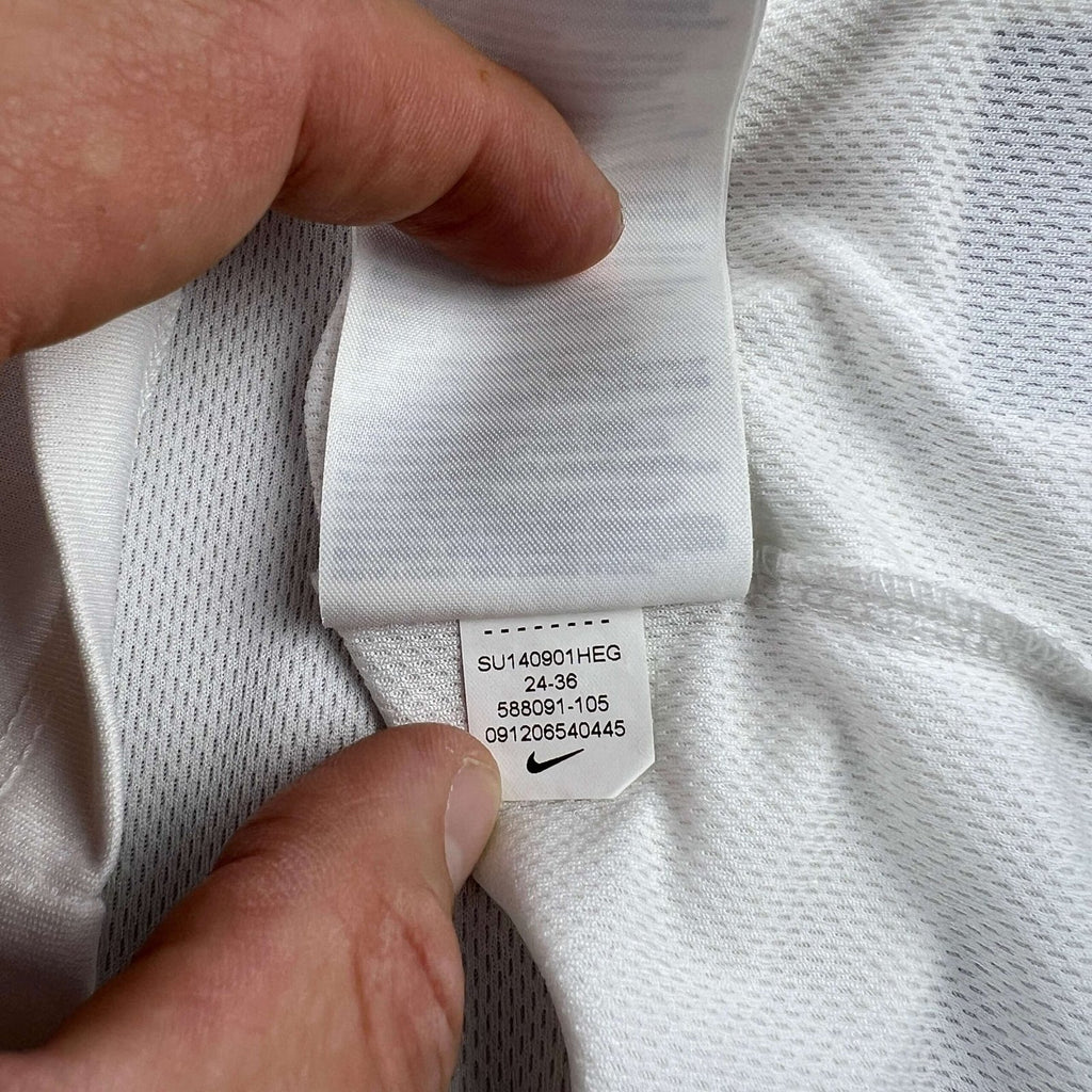England 2014-16 Nike home football shirt size 92