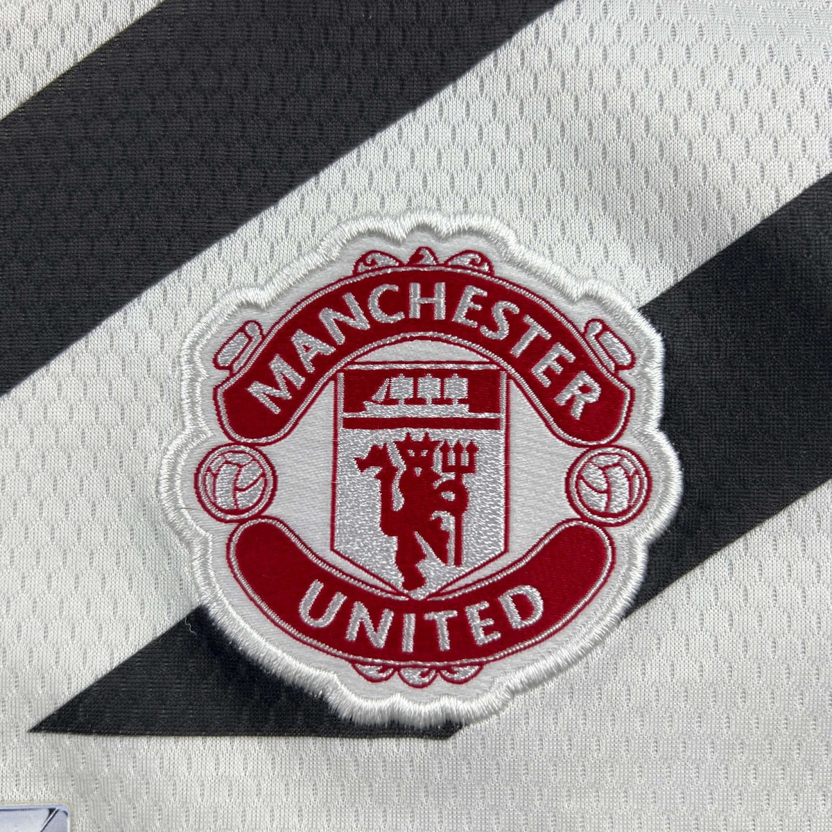 Manchester United 2020-21 Adidas harmadik számú foci mez gyerek 140-es