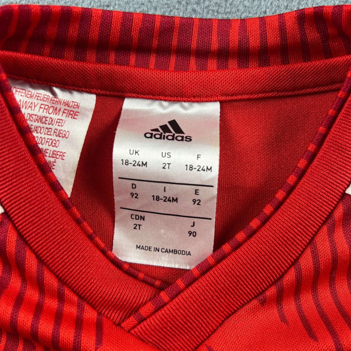 Bayern München 2018-19 Adidas hazai foci mez gyerek 92-es