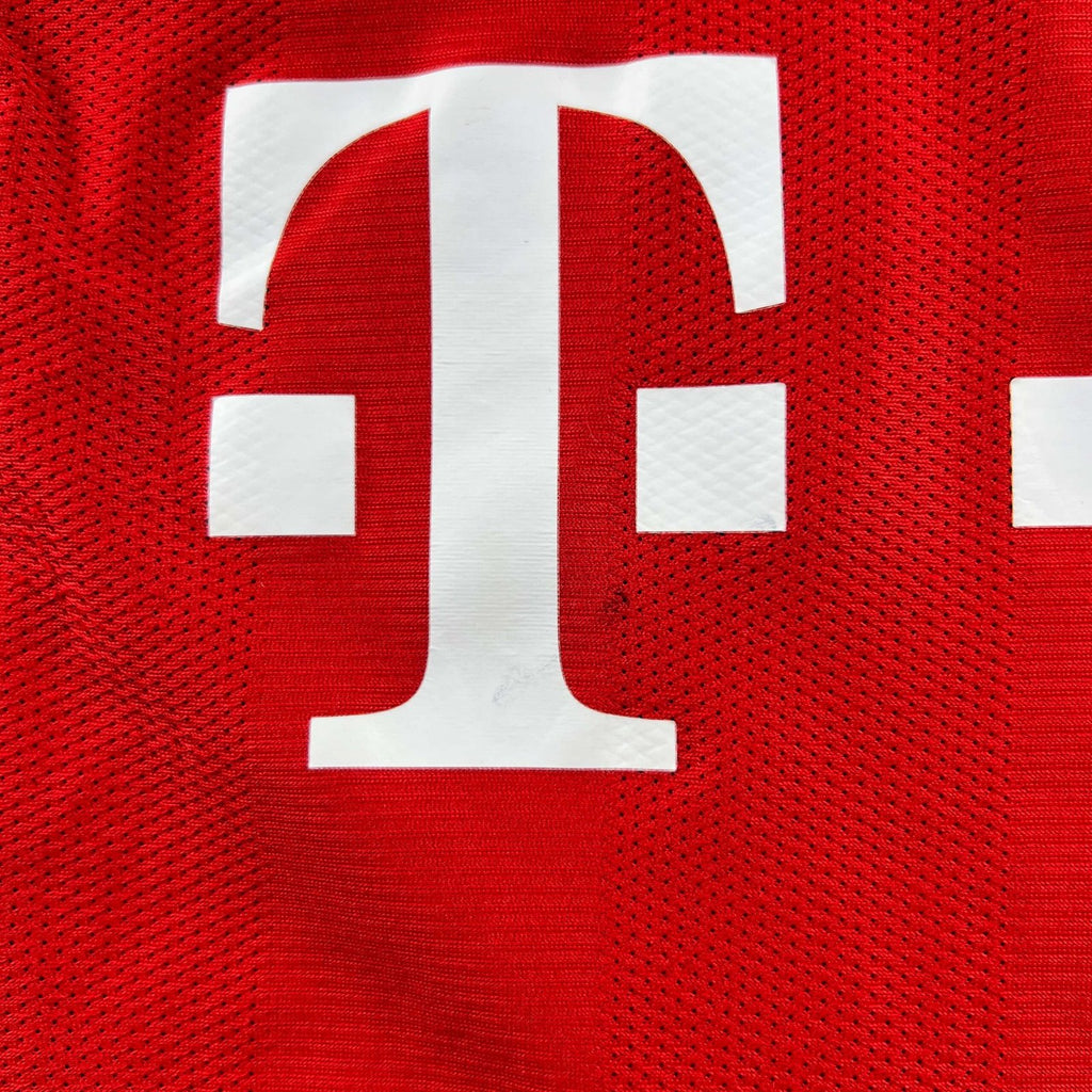 Bayern München 2020-21 Adidas home football shirt size 140