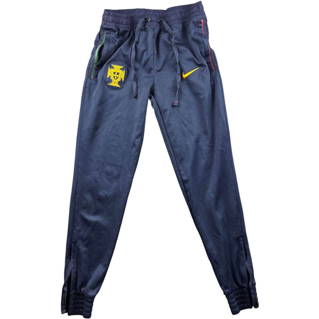Portugal Nike shorts size S