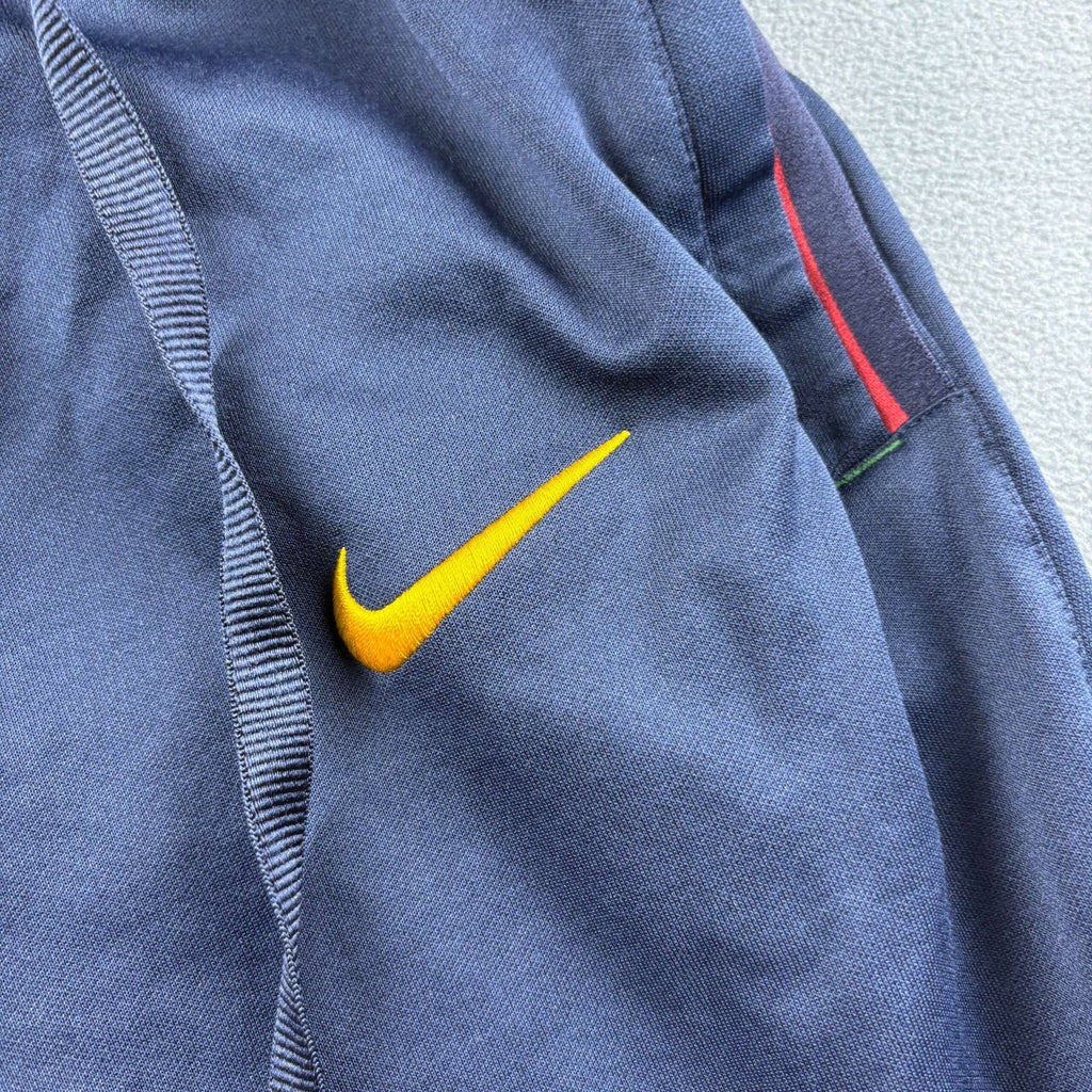 Portugal Nike shorts size S
