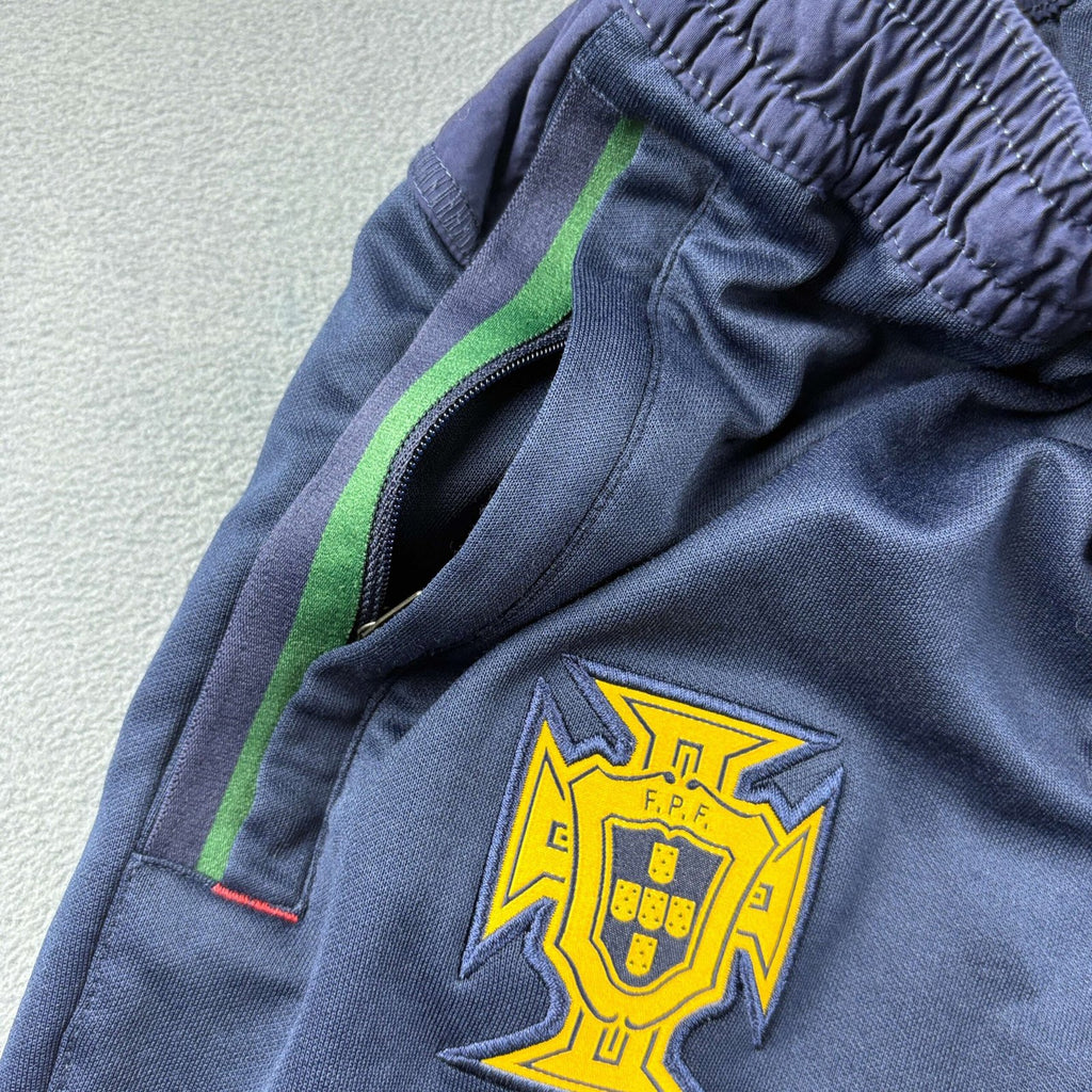 Portugal Nike shorts size S