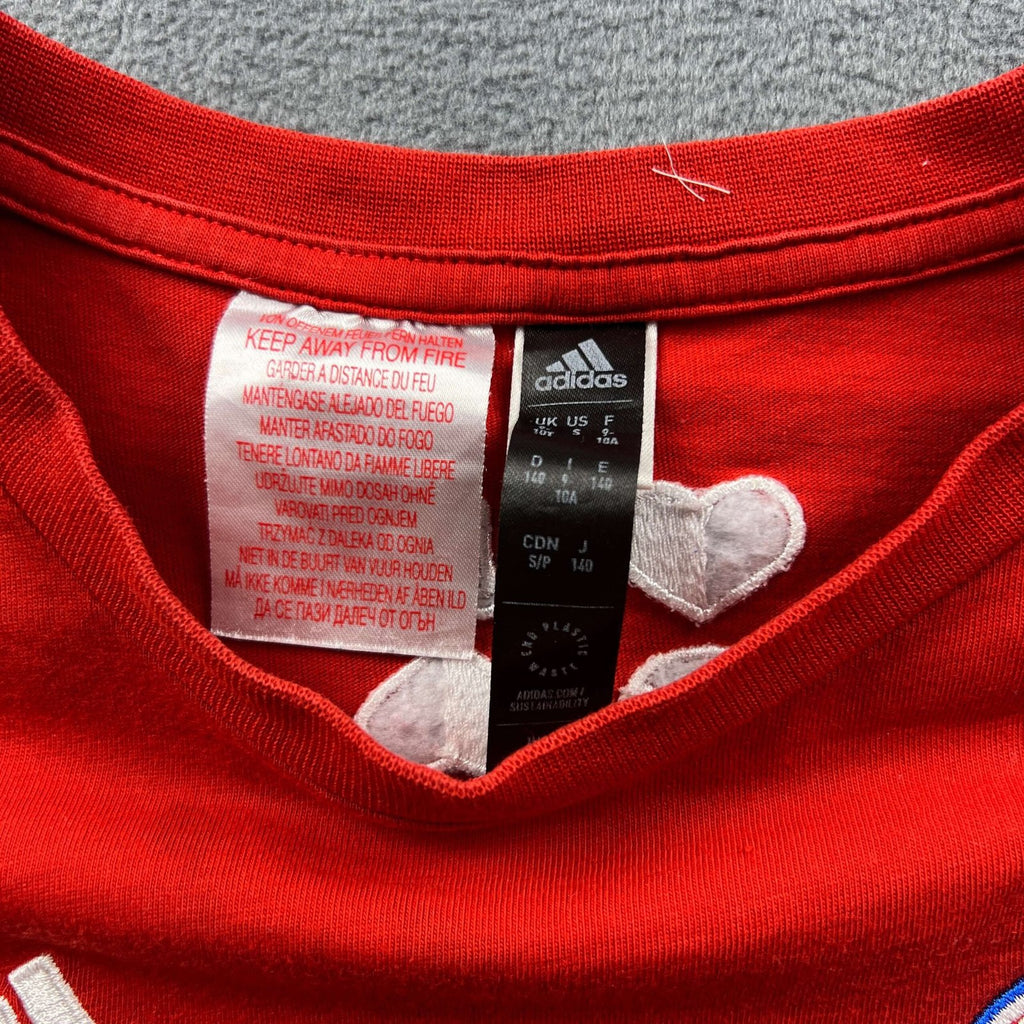 Bayern München 2022 Adidas póló gyerek 140-es