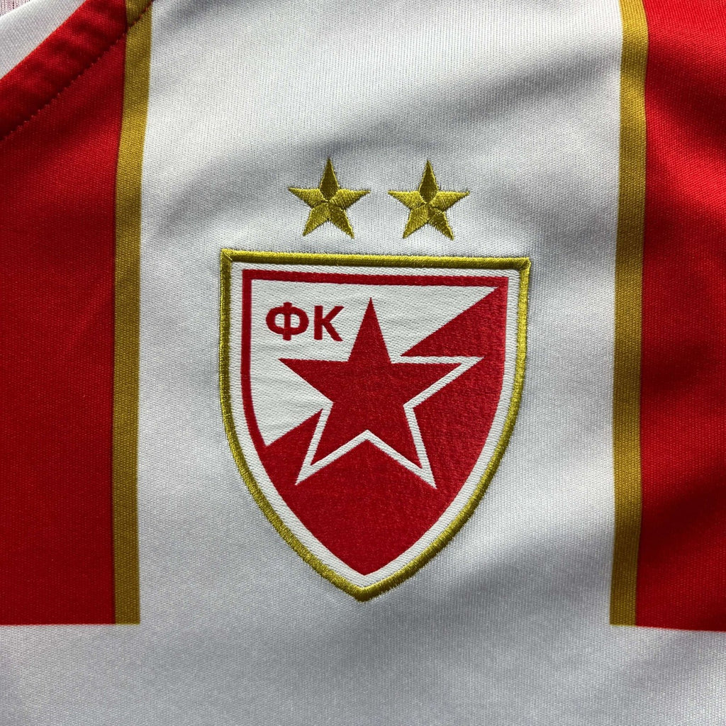 Crvena Zvezda 2018-19 Macron hazai foci mez S-es