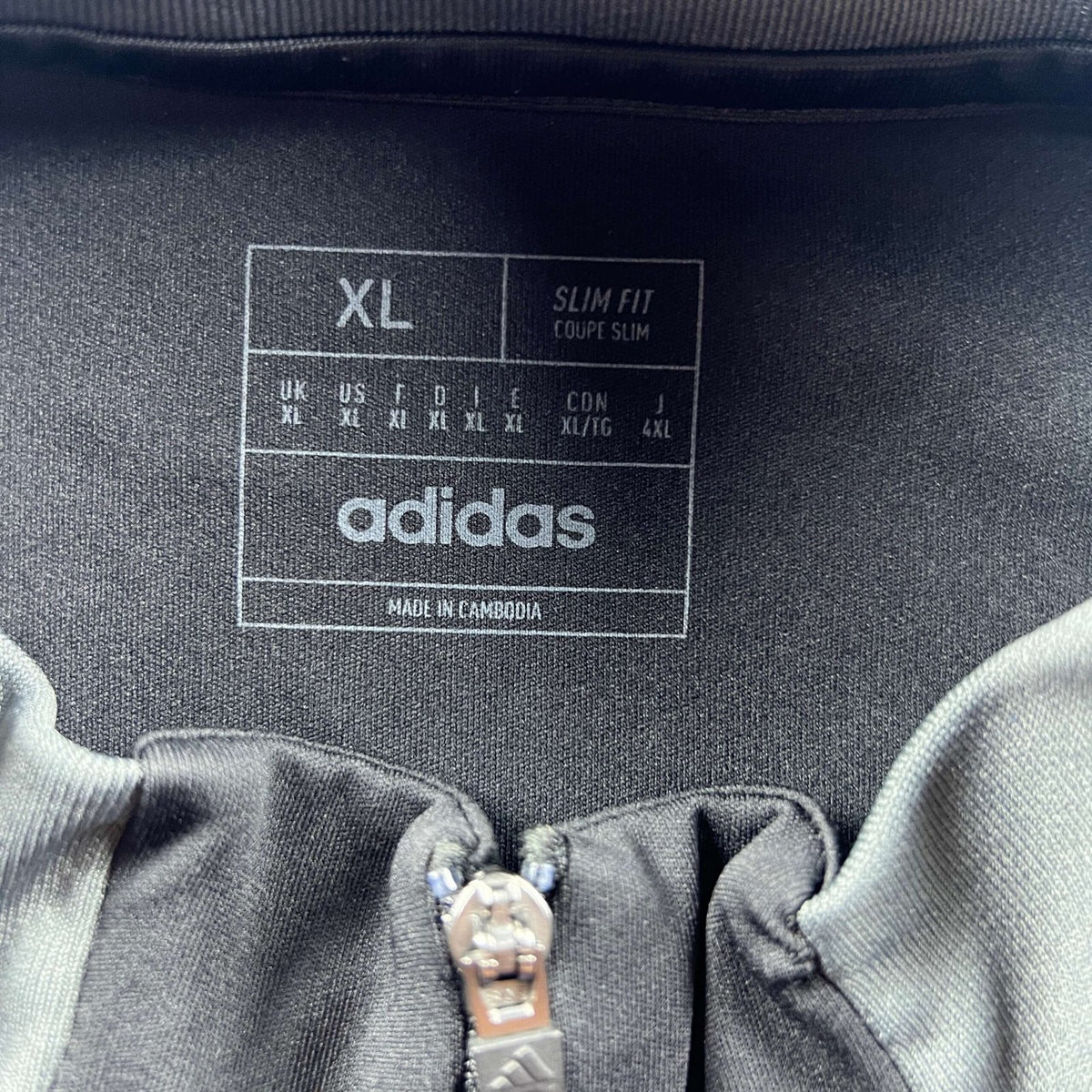 Aston Villa 2024-25 Adidas training felső XL-es