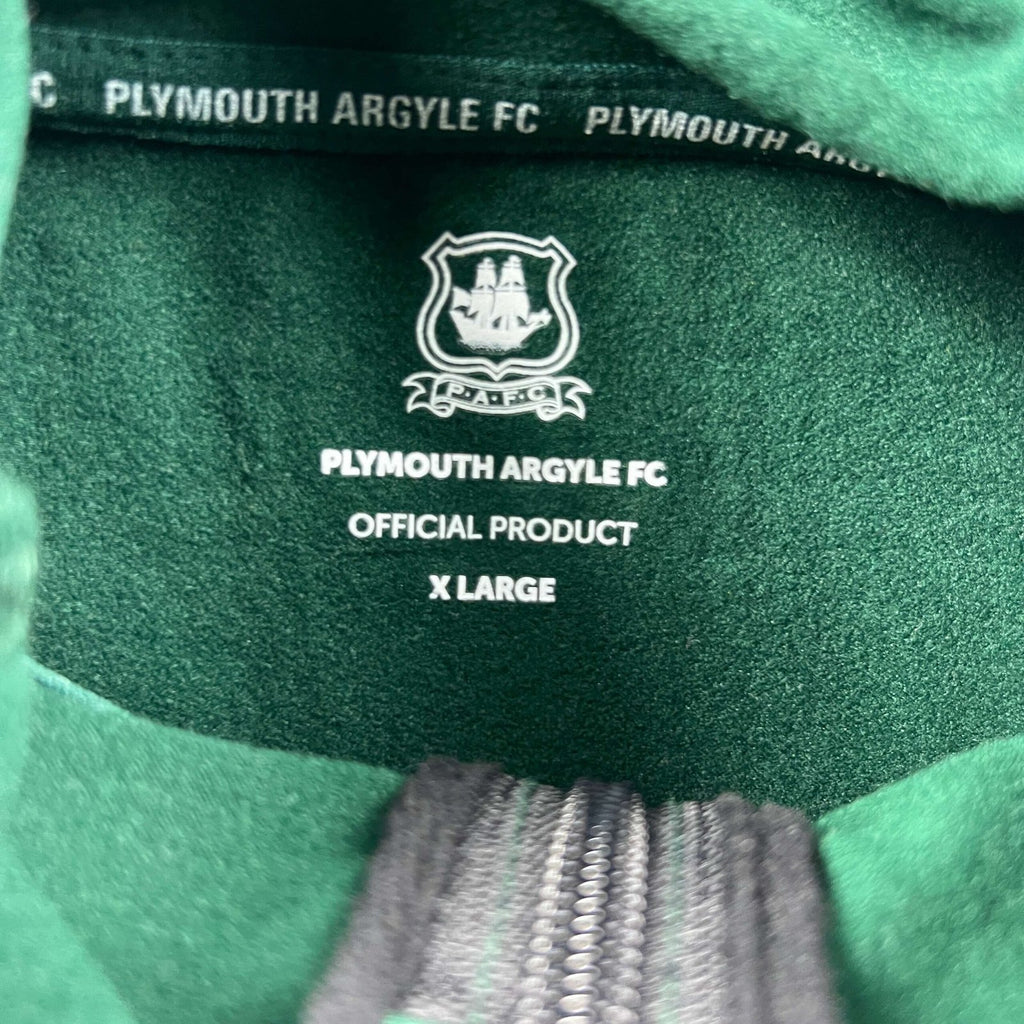 Plymouth Argyle top size XL