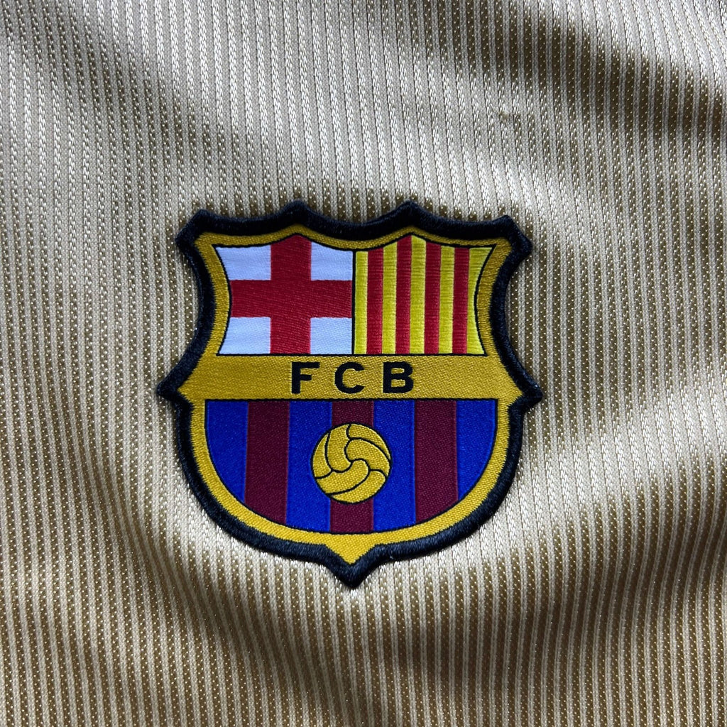 Barcelona 2022-23 away Robert Lewandowski football shirt size S