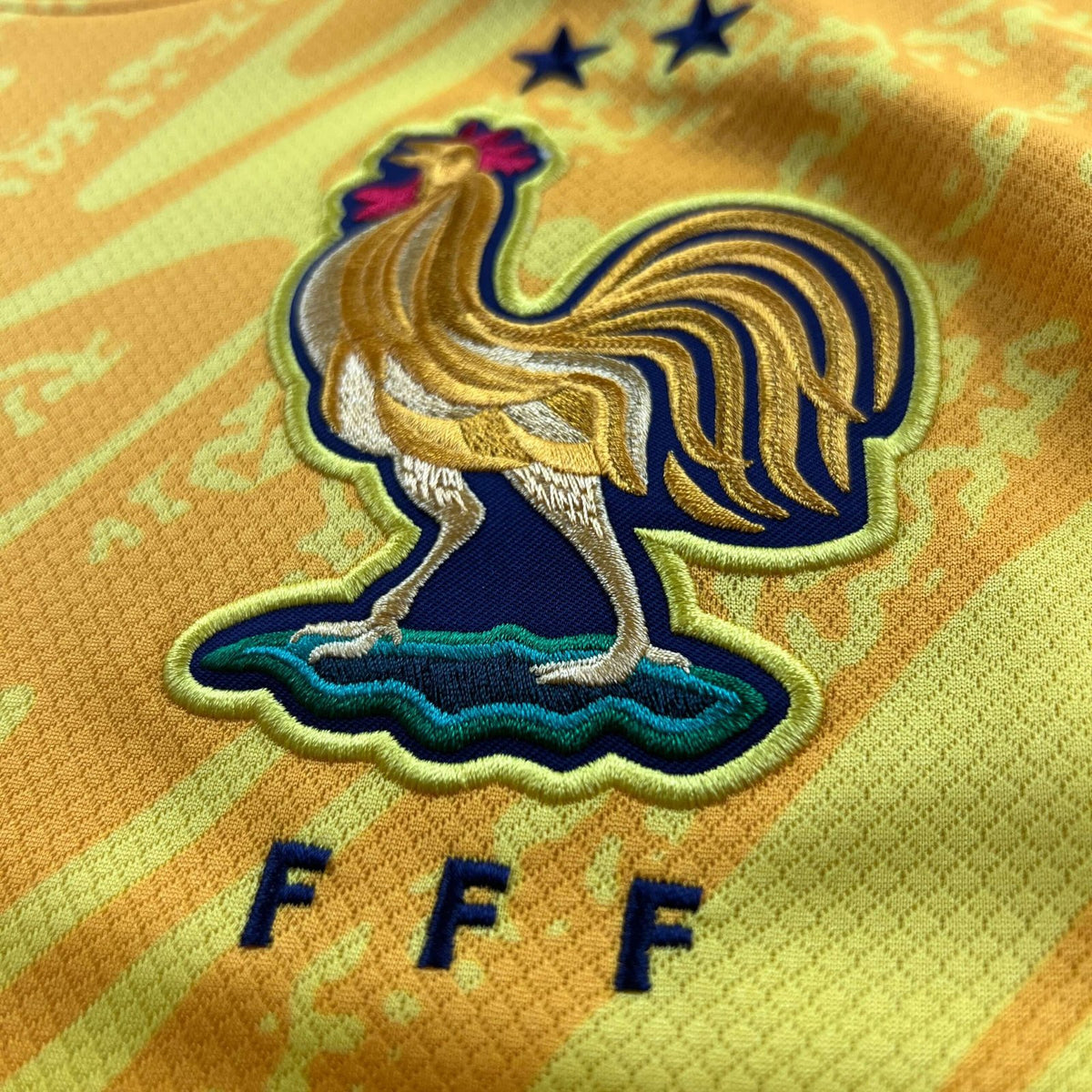 France 2024-26 Nike goalkeeper *NEW* football shirt size M