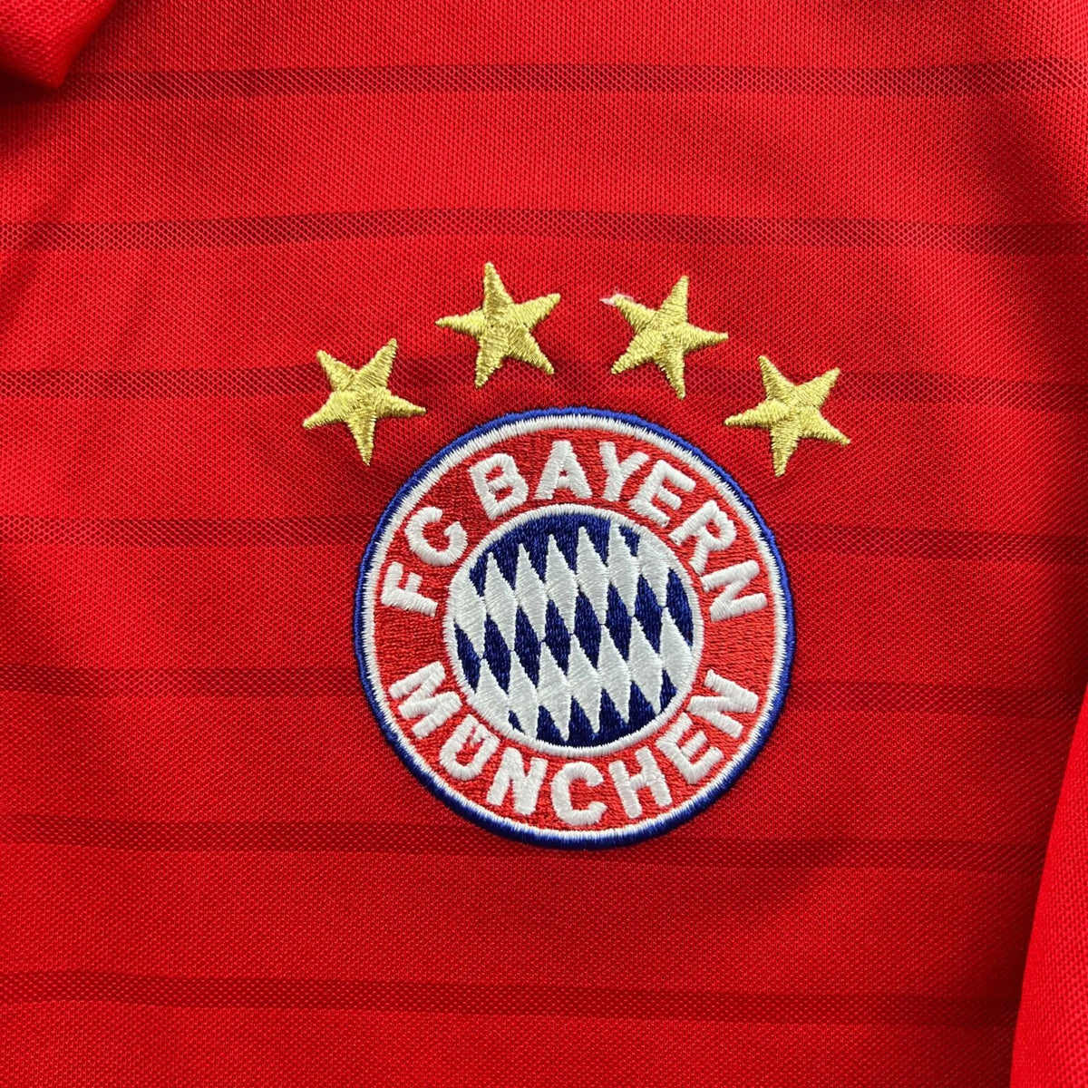 Bayern München 2016-17 Adidas home Mats Hummels football shirt size XL