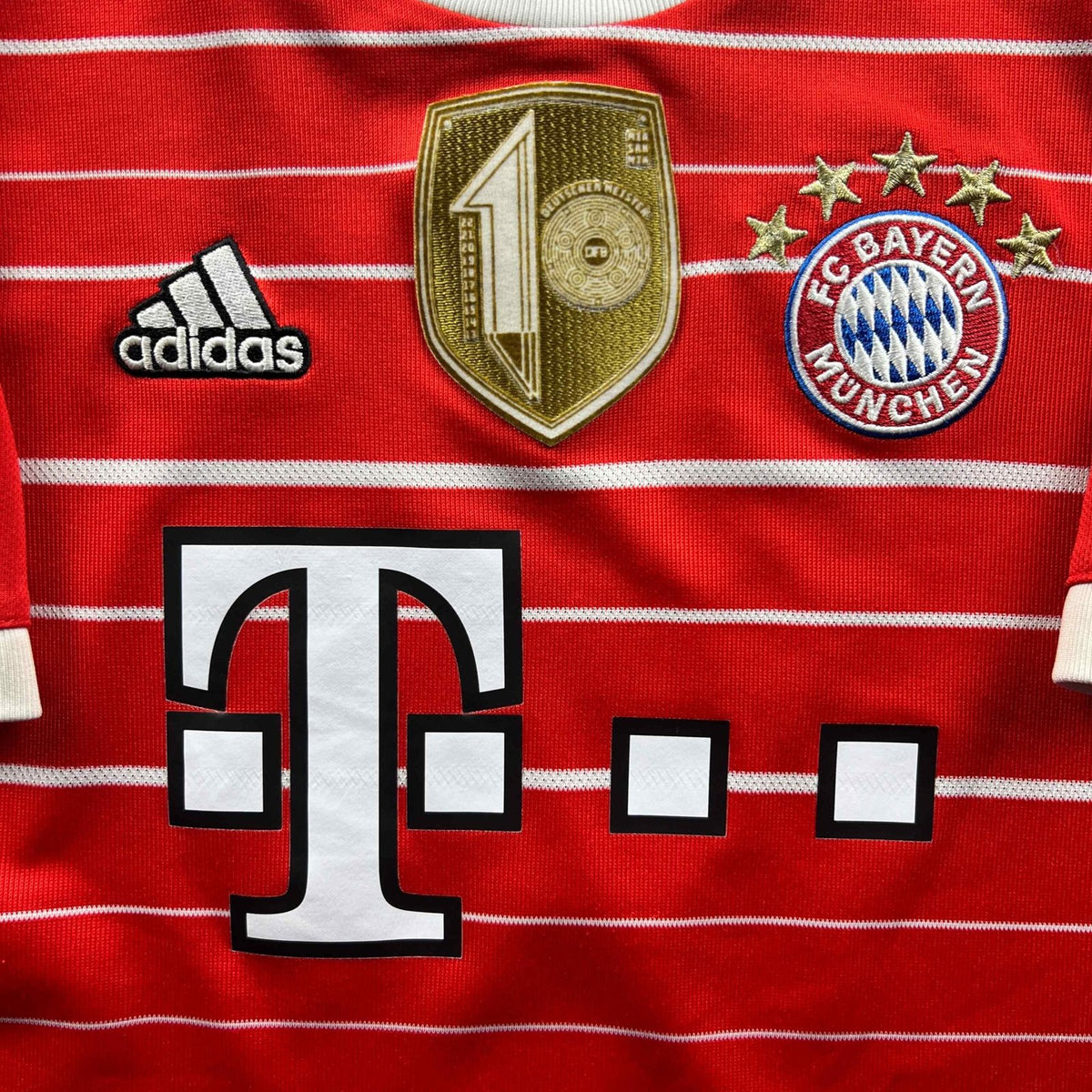 Bayern München 2022-23 Adidas hazai „Emil #31” foci mez gyerek 152-es
