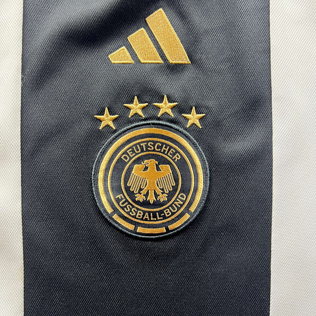 Németország 2022-24 Adidas hazai foci mez L-es