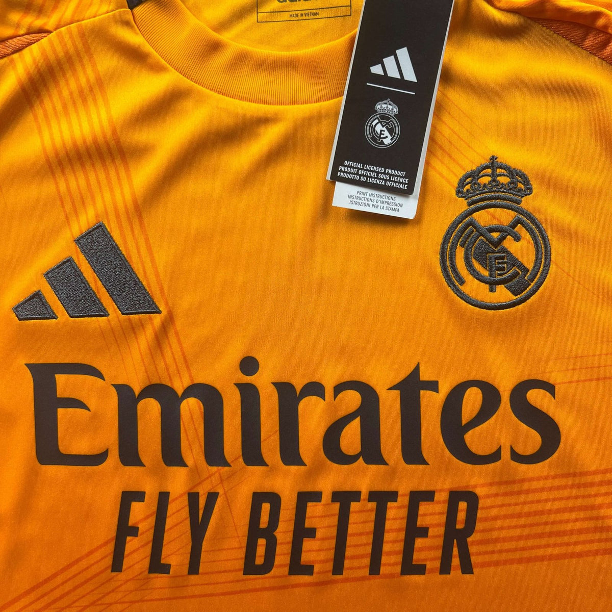 Real Madrid 2024-25 Adidas away *NEW* football shirt size M