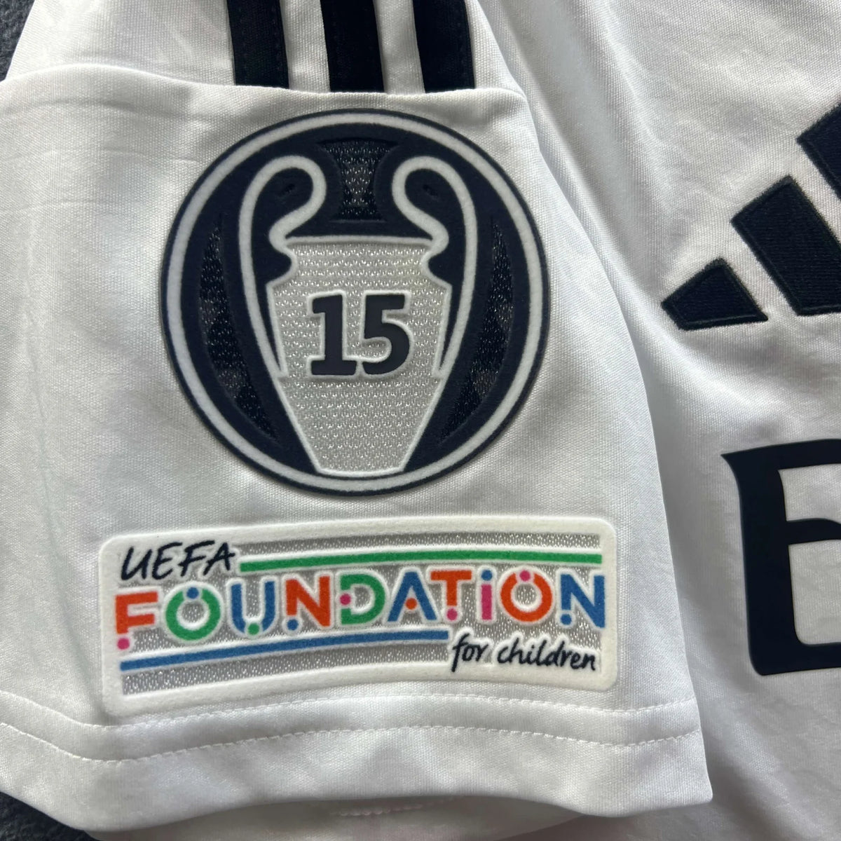 Real Madrid 2024-25 Adidas hazai BL Vini Jr. *Új* foci mez M-es