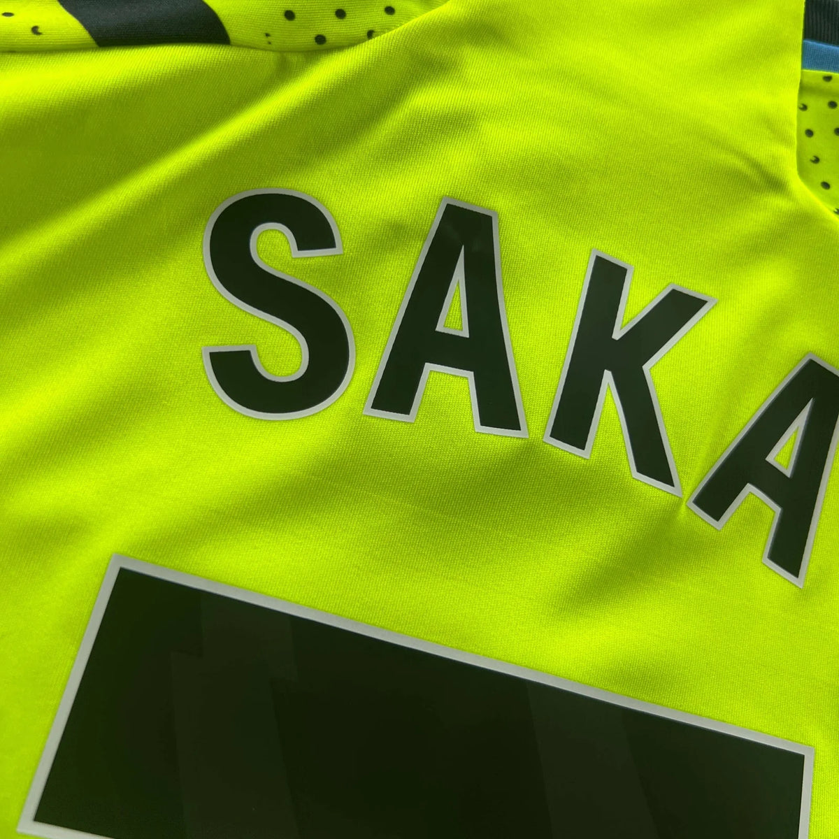 Arsenal 2023-24 Adidas vendég Bukayo Saka *Új* foci mez XS-es