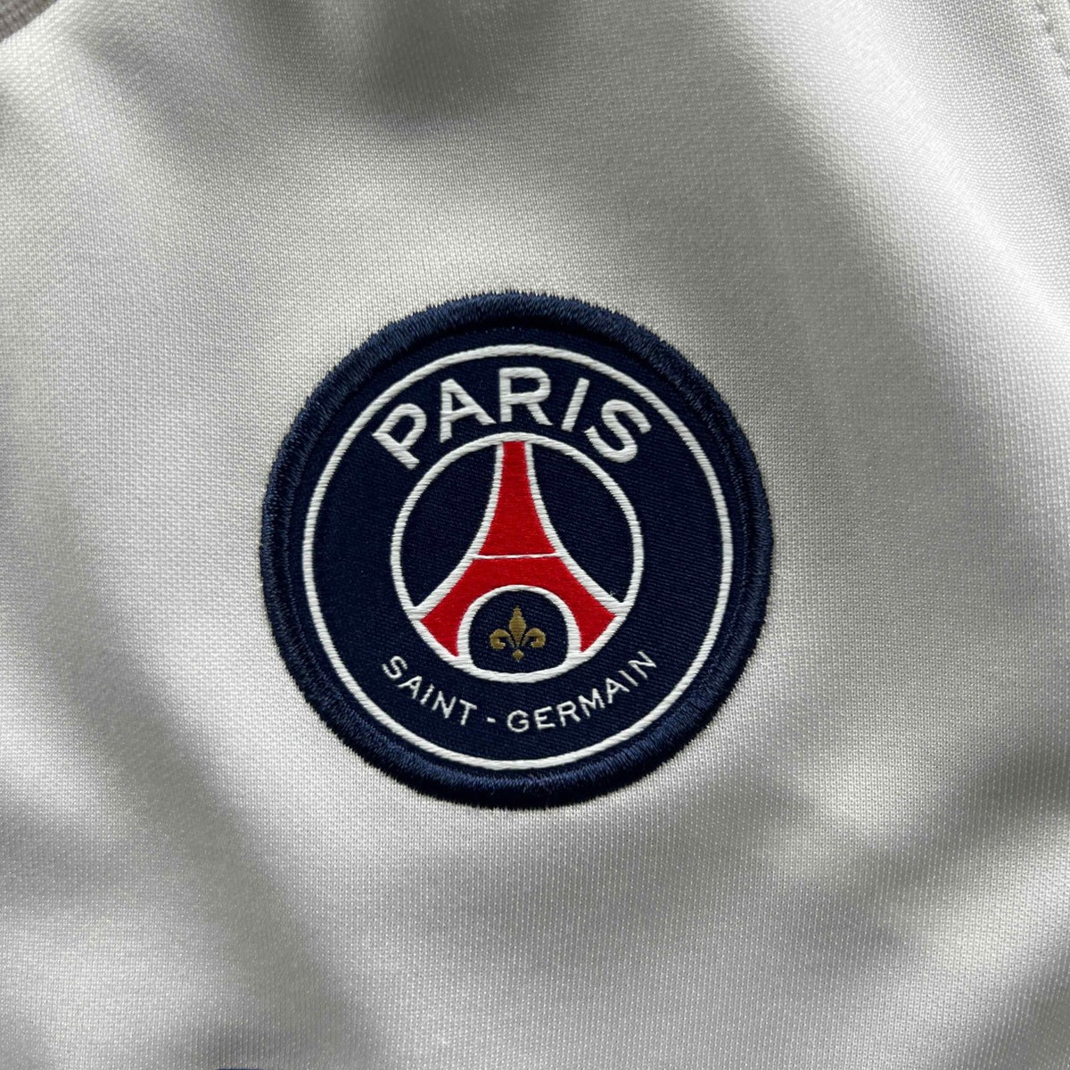 PSG 2021-22 Jordan training football shirt size XS