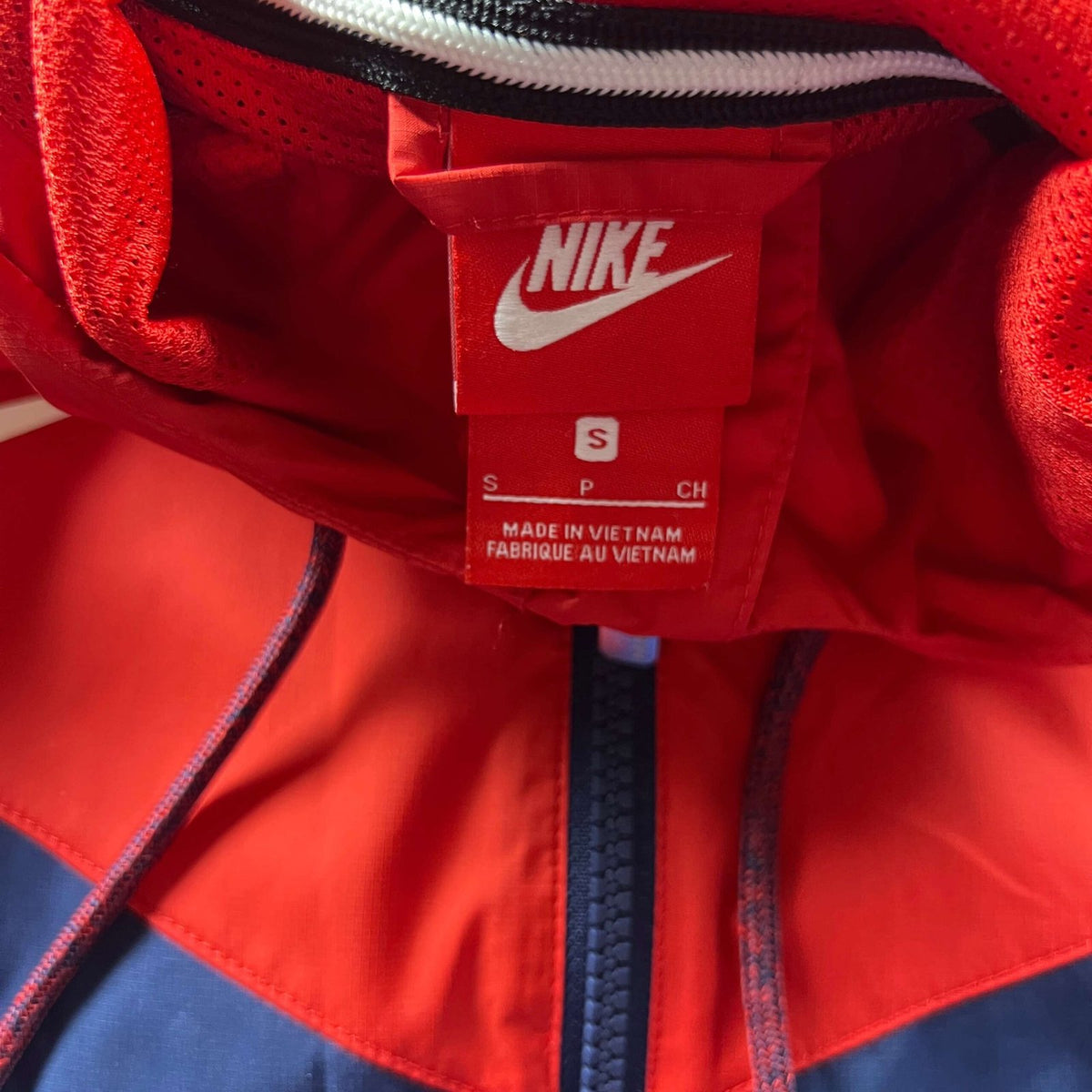 PSG 2017-18 Nike jacket size S