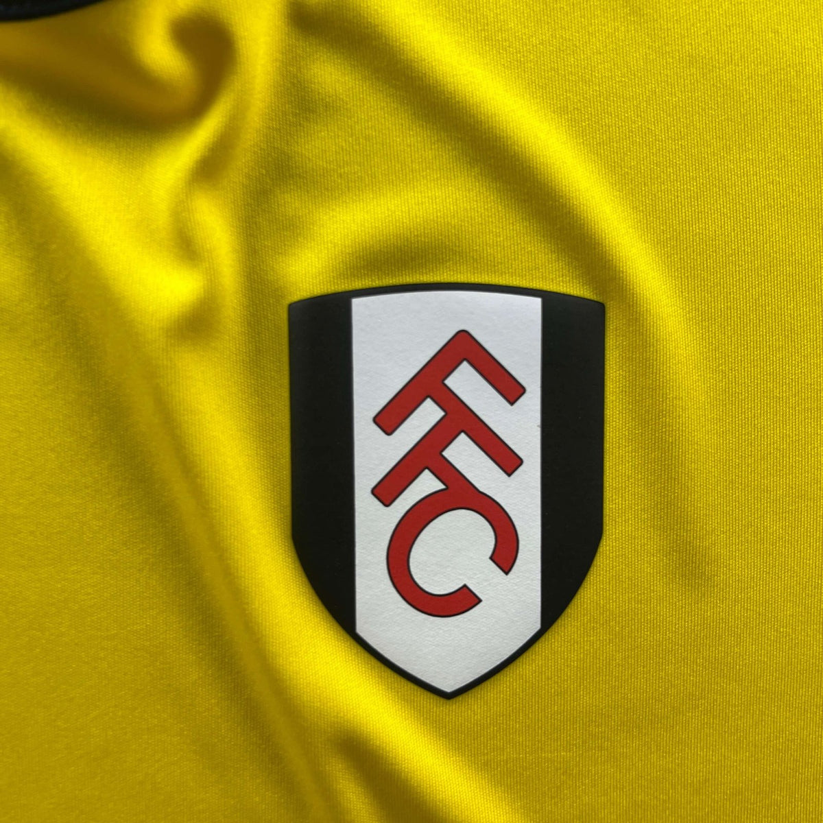 Fulham 2021-22 Adidas training football shirt size L