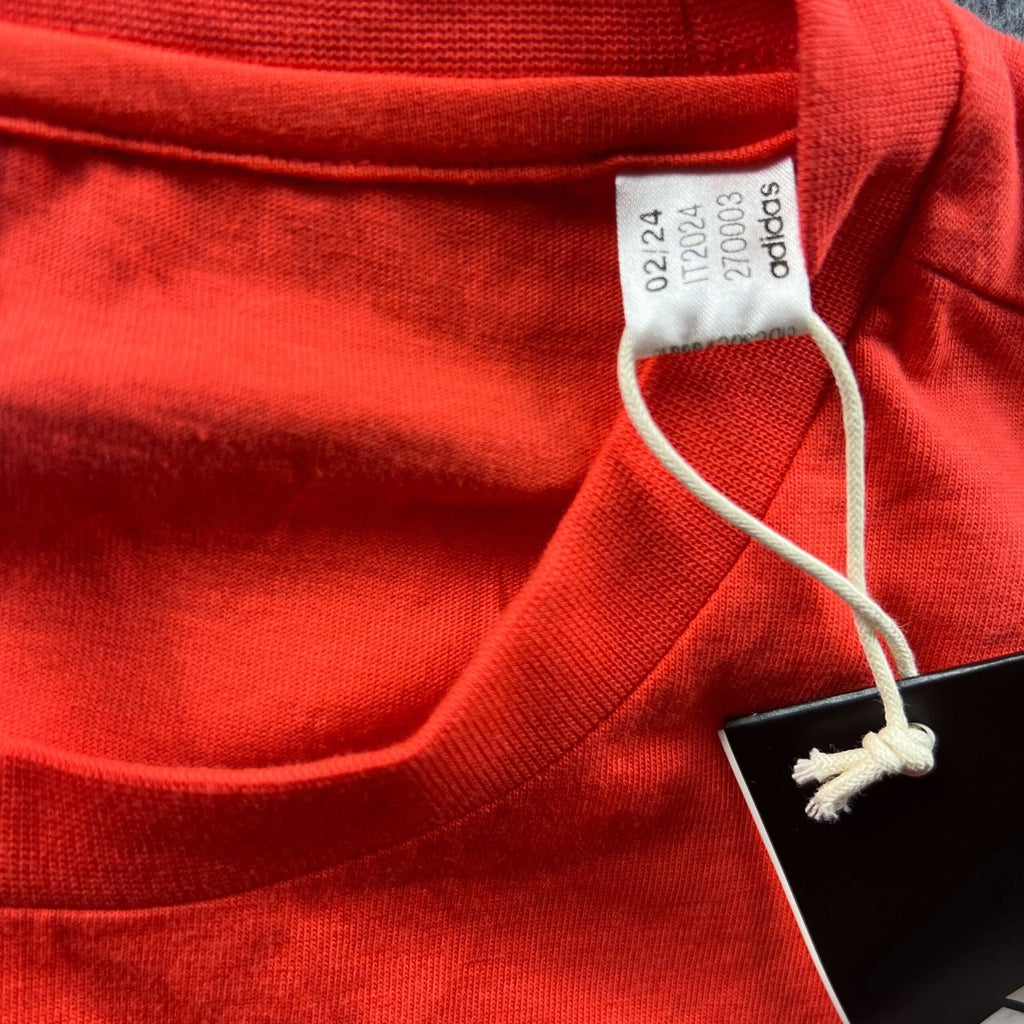 Manchester United 2024-25 Adidas *NEW* tee size L