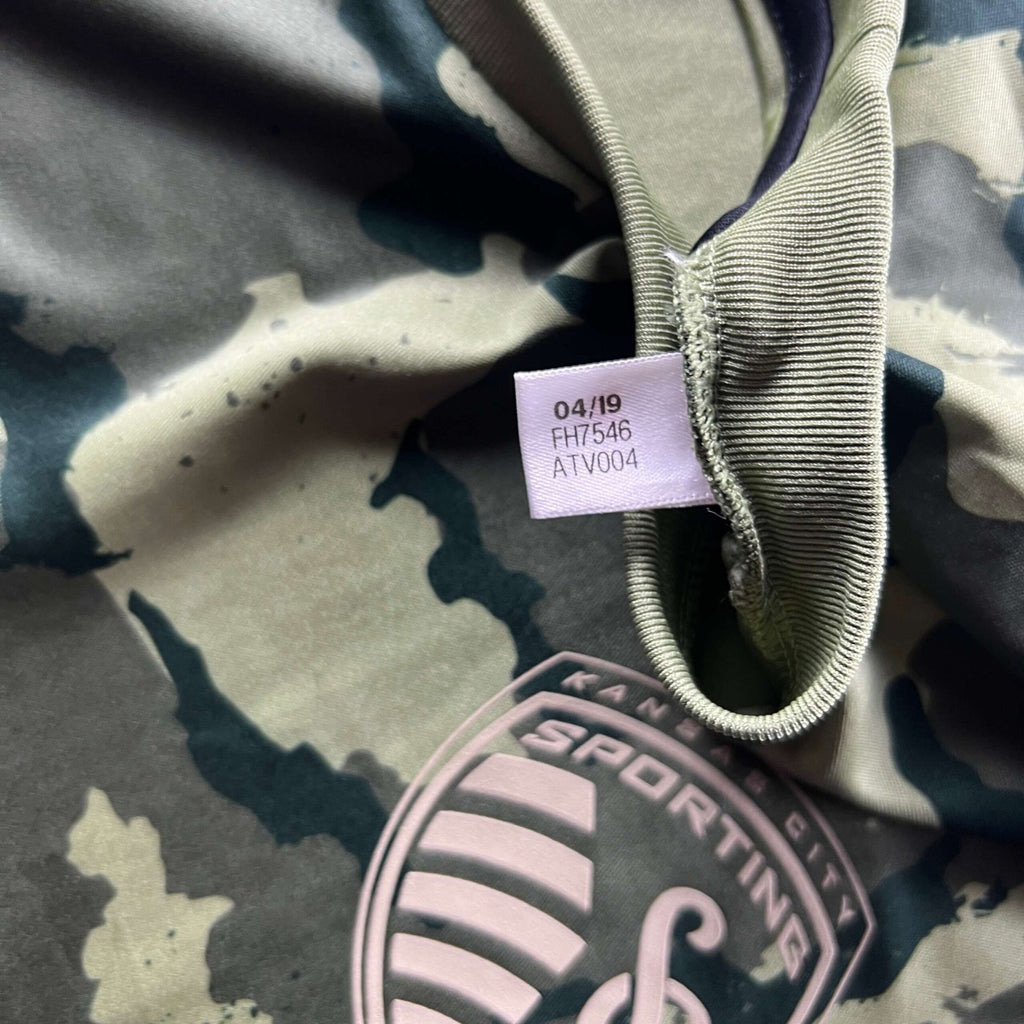 Sporting Kansas City 2019-20 Adidas training football shirt size M