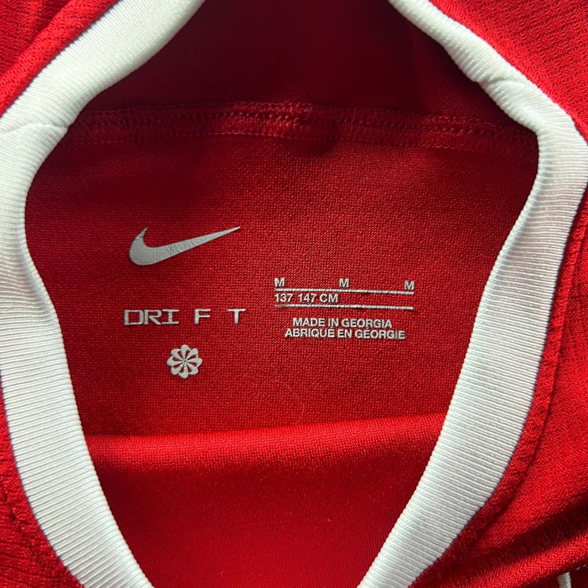 Liverpool 2023-24 Nike home football shirt size 152