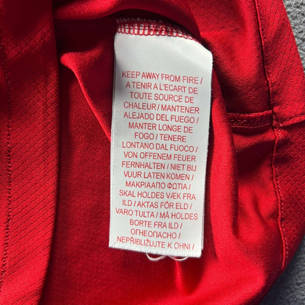 Liverpool 2023-24 Nike home football shirt size 152