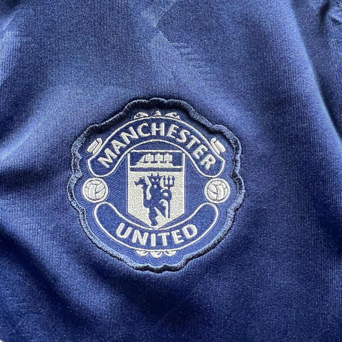 Manchester United 2024-25 Adidas vendég foci mez gyerek 164-es