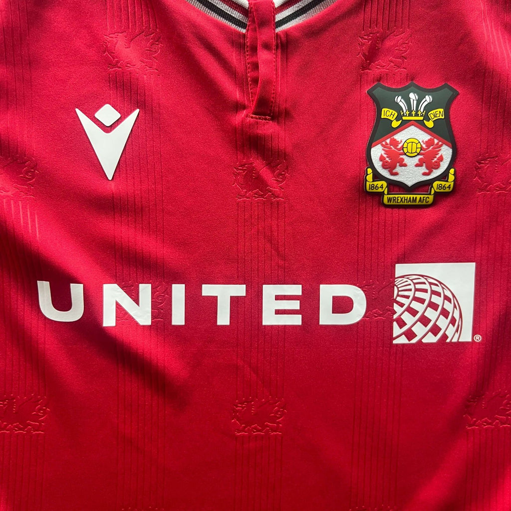 Wrexham 2023-24 Macron hazai foci mez gyerek 120-132-es