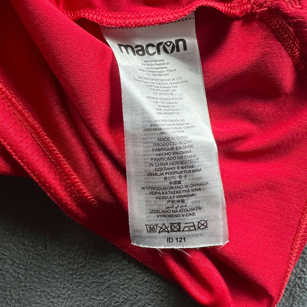 Wrexham 2023-24 Macron hazai foci mez gyerek 120-132-es