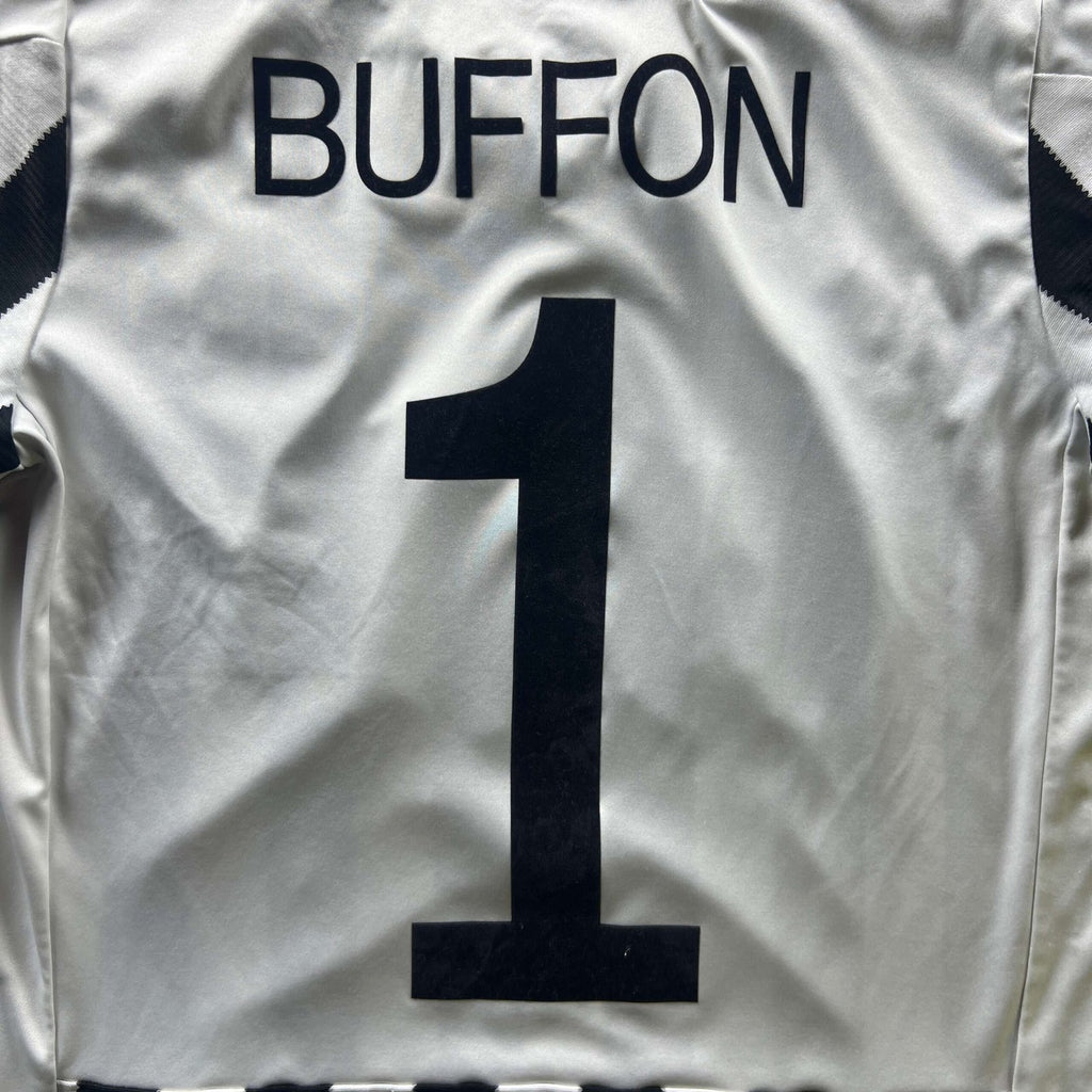 Juventus 2015-16 Adidas home Buffon football shirt size 164