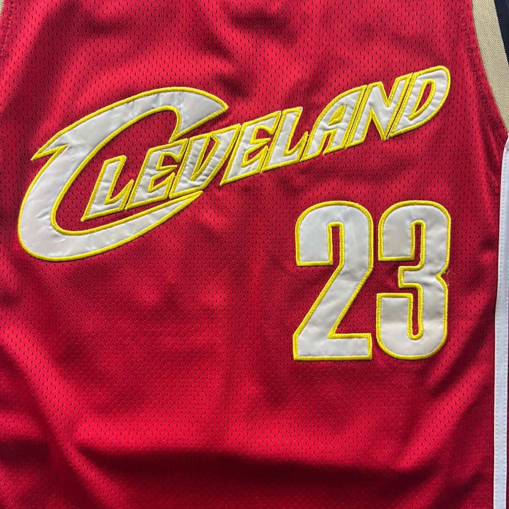 Cleveland Cavaliers LeBron James Majestic NBA jersey size XL/XXL